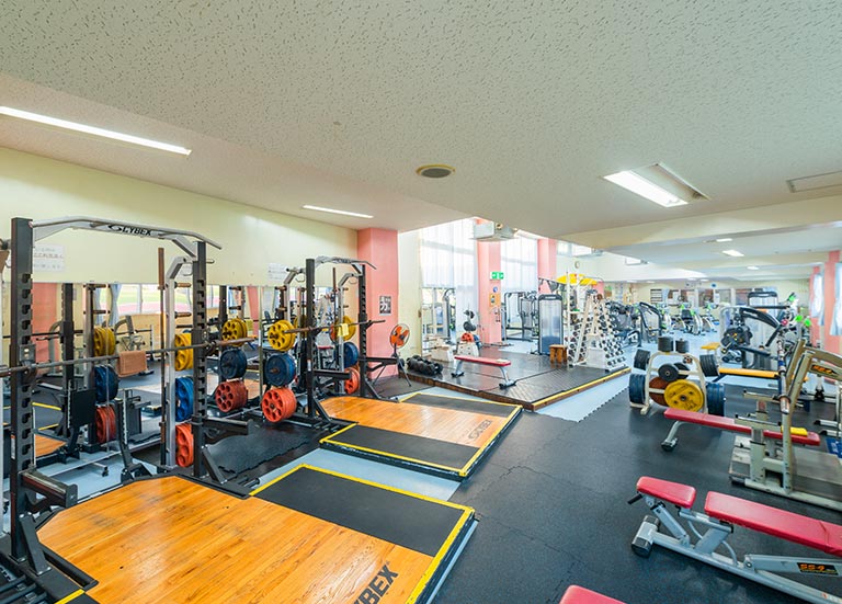トレーニングルーム | 運動施設案内 | 【公式】コザ運動公園